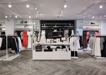 Karl-Lagerfeld-9